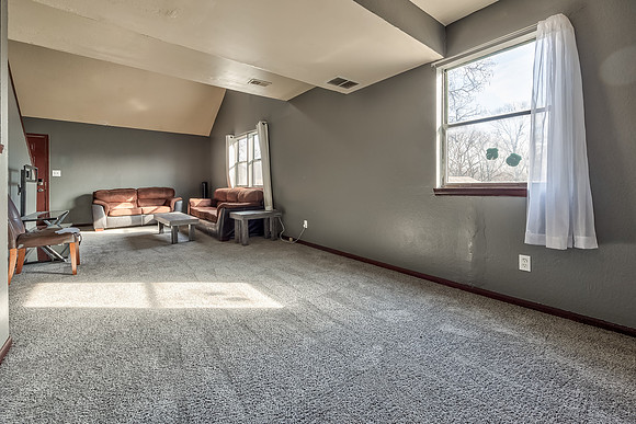 5722NortonAve-27