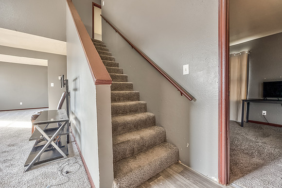 5722NortonAve-36