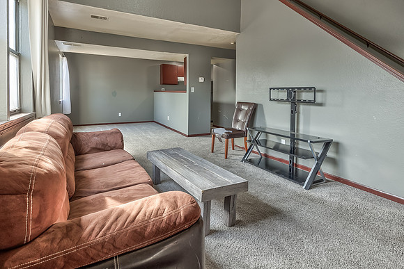 5722NortonAve-47