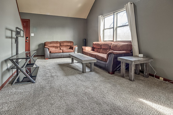 5722NortonAve-49
