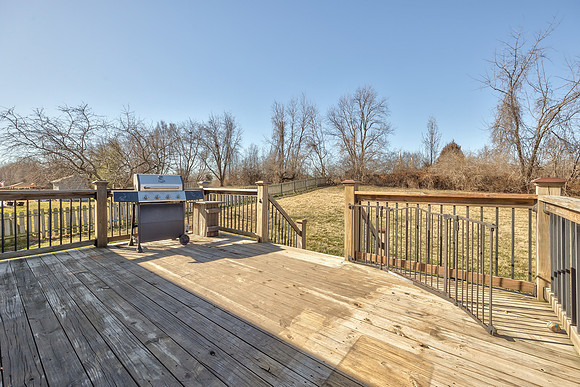 7028NWinchester-29