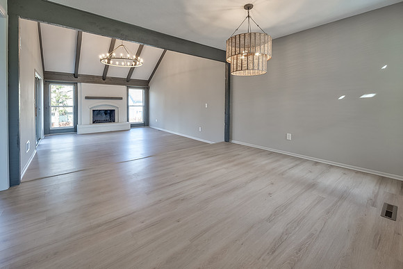 8118Monrovia-6