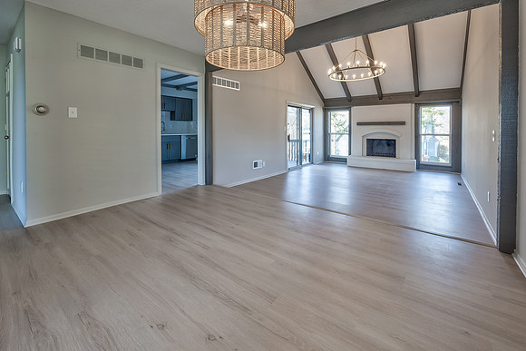 8118Monrovia-7