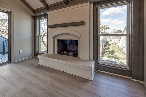 8118Monrovia-8