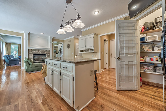 6428W102ST-17