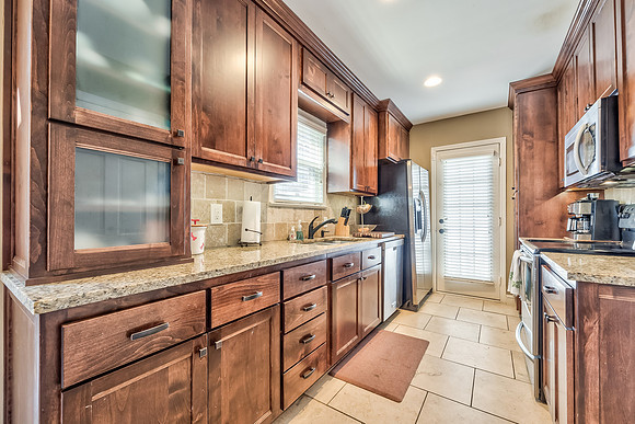 5532AberdeenRD-10