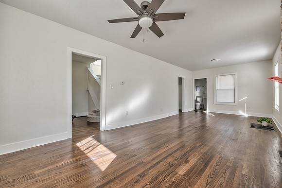 3629BrooklynAve-10