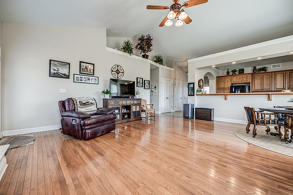 206ThomasCir-13
