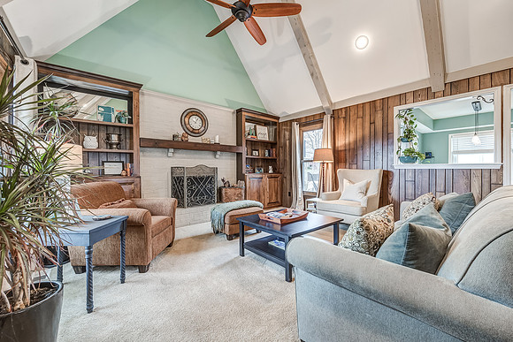 13001W104ST-9