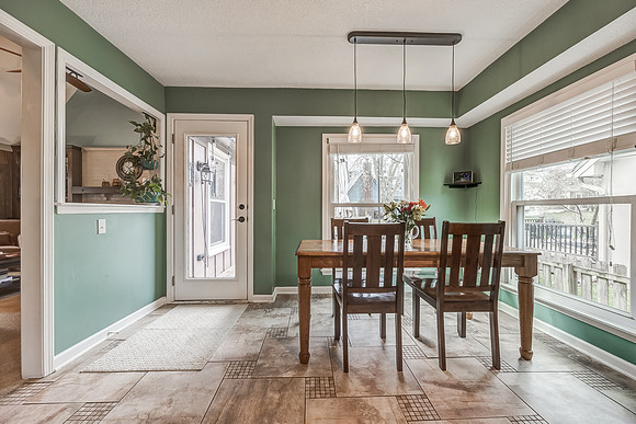 13001W104ST-19