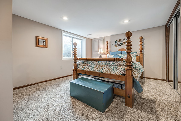 13001W104ST-31