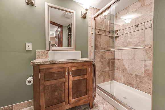 13001W104ST-32