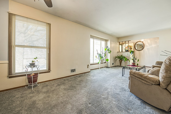 8405E104ST-5