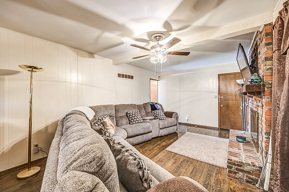 8405E104ST-11