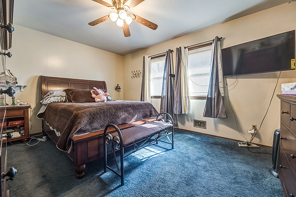 8405E104ST-17