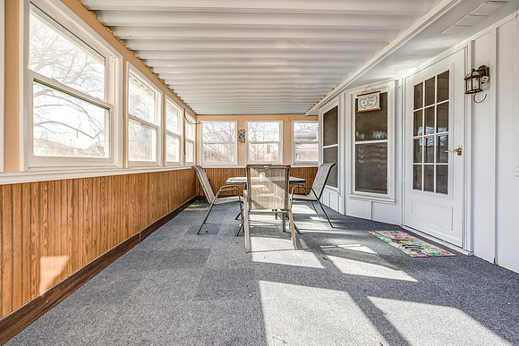 8405E104ST-28