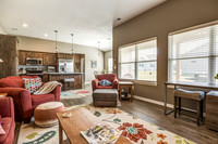 409NEChestnutCT-12