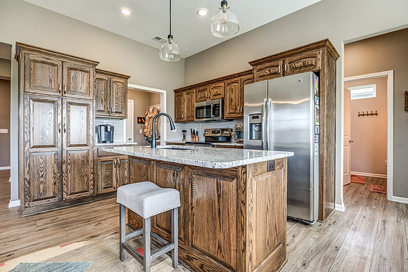 409NEChestnutCT-15