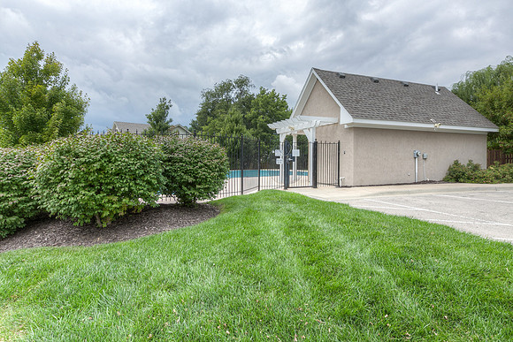12221PineValley-32