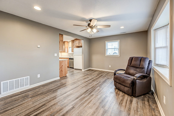 2208S37ST-17-2