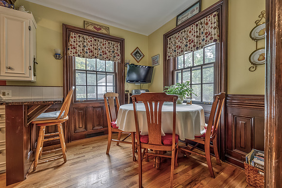 321WThirdSt-36
