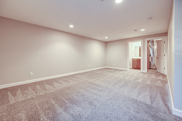 10530ClubhouseDr-21