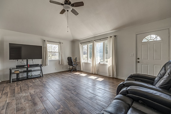 1136QuincyST-8