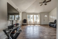 1136QuincyST-10
