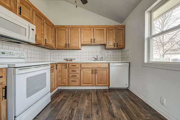 1136QuincyST-20