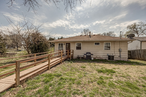 1136QuincyST-29