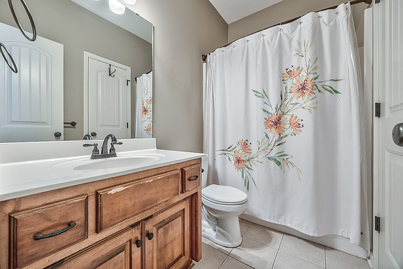 12201EwingAve-29
