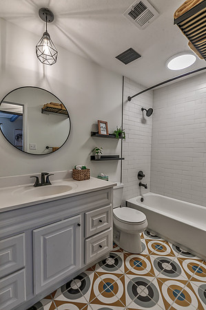 8106MonroviaSt-11