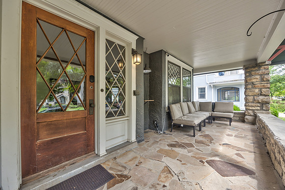 5122GrandAve-4