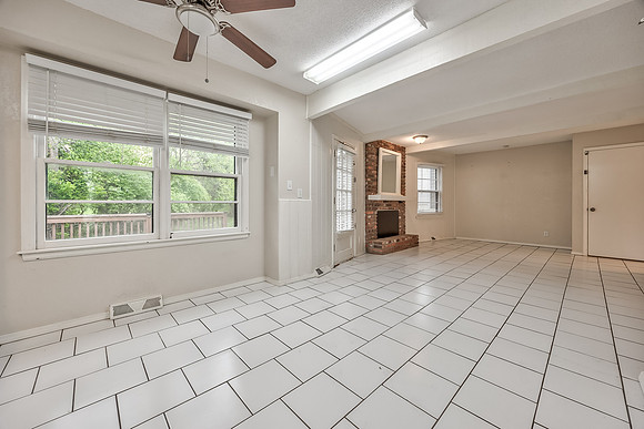 5428W102ST-11