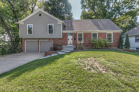 9115SomersetDr-30