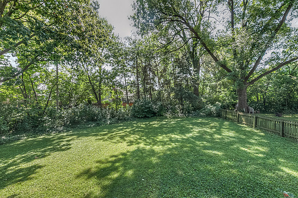 9115SomersetDr-26