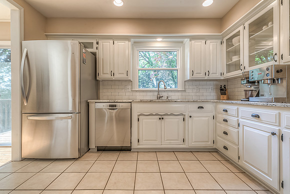 9115SomersetDr-13