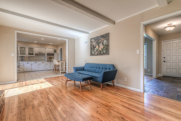9115SomersetDr-8