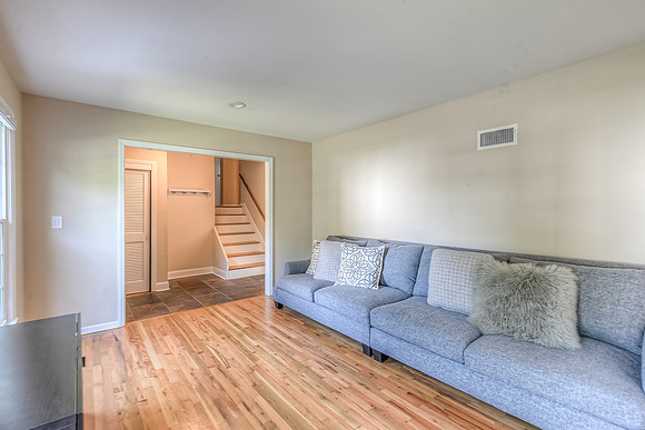 9115SomersetDr-4