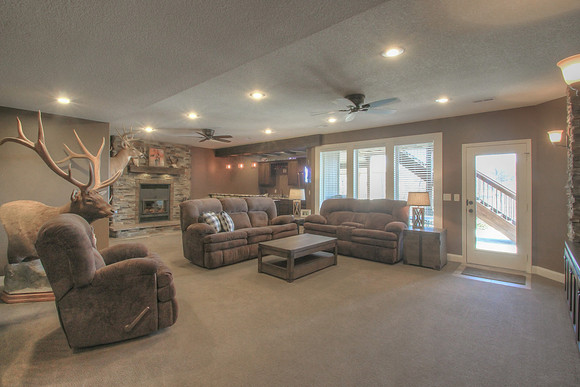 11123CrestoneReshoot-1