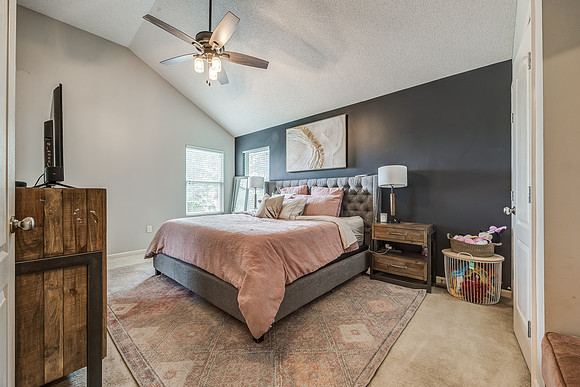 520CedarFallsCT-14