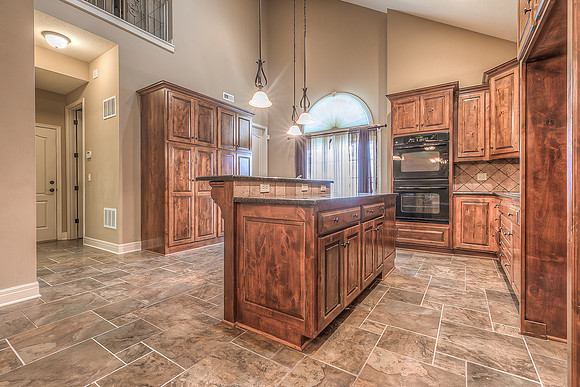 15706W61ST-11