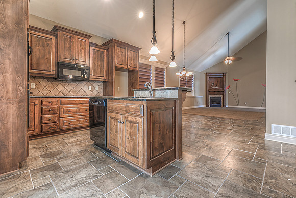 15706W61ST-9
