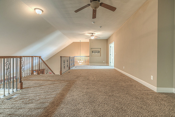 15706W61ST-18