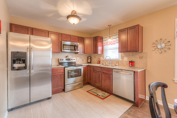 6701NBellefontaine-8