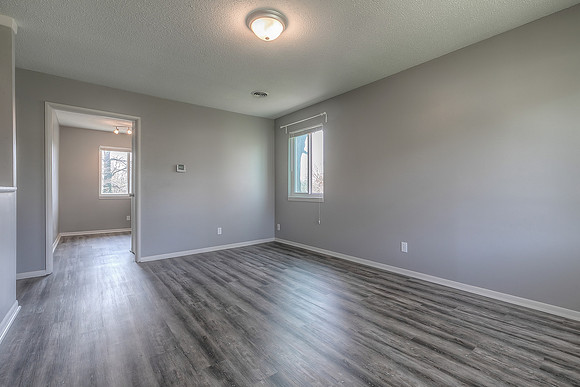 8607W83St-4