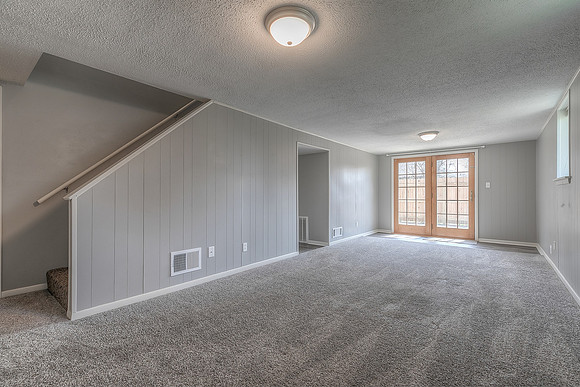8607W83St-15