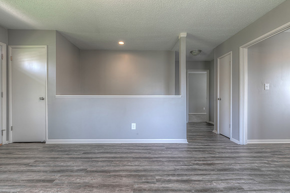 8607W83St-23