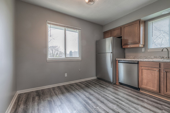 8607W83St-8