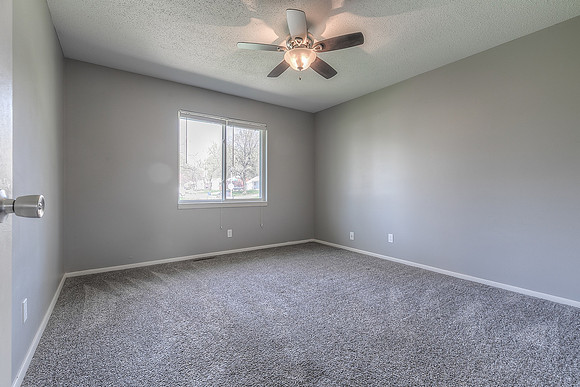 8607W83St-12